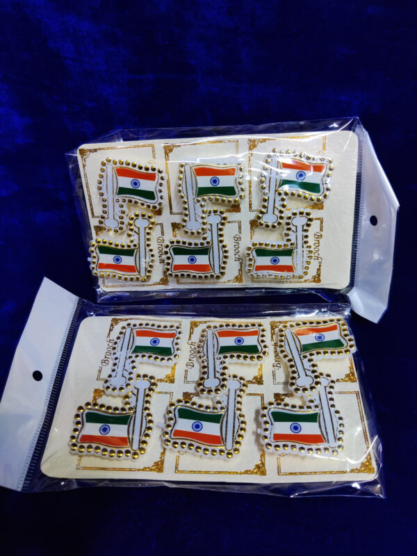 Indian National Flag | Plastic badge with Lapel Pin/Brooch/Badge | Pack of 6 - Image 9