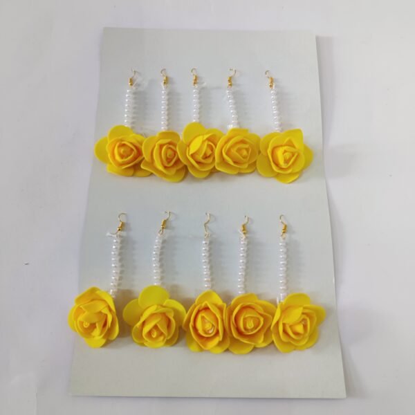 Wedding Dulhan Bindi Tika Yellow Colour Flower & White Pearl Beads